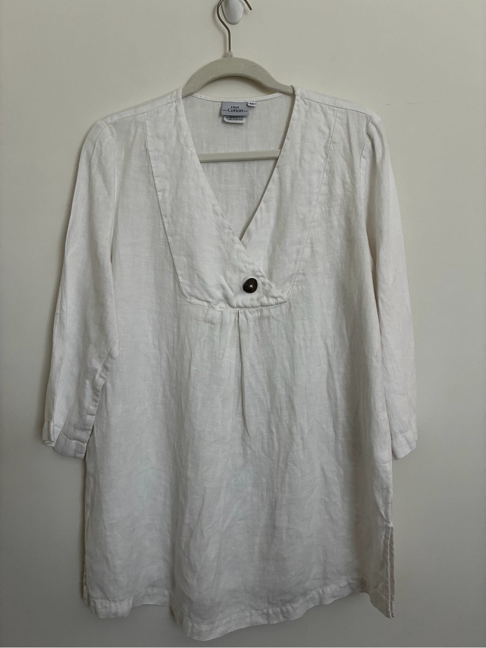 Hot Cotton White V-Neck Linen Tunic with Button size medium